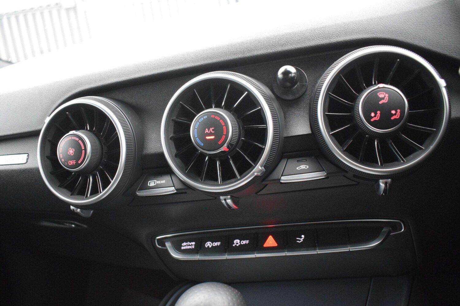 Used Audi TT for sale - 77440727: Photo 15