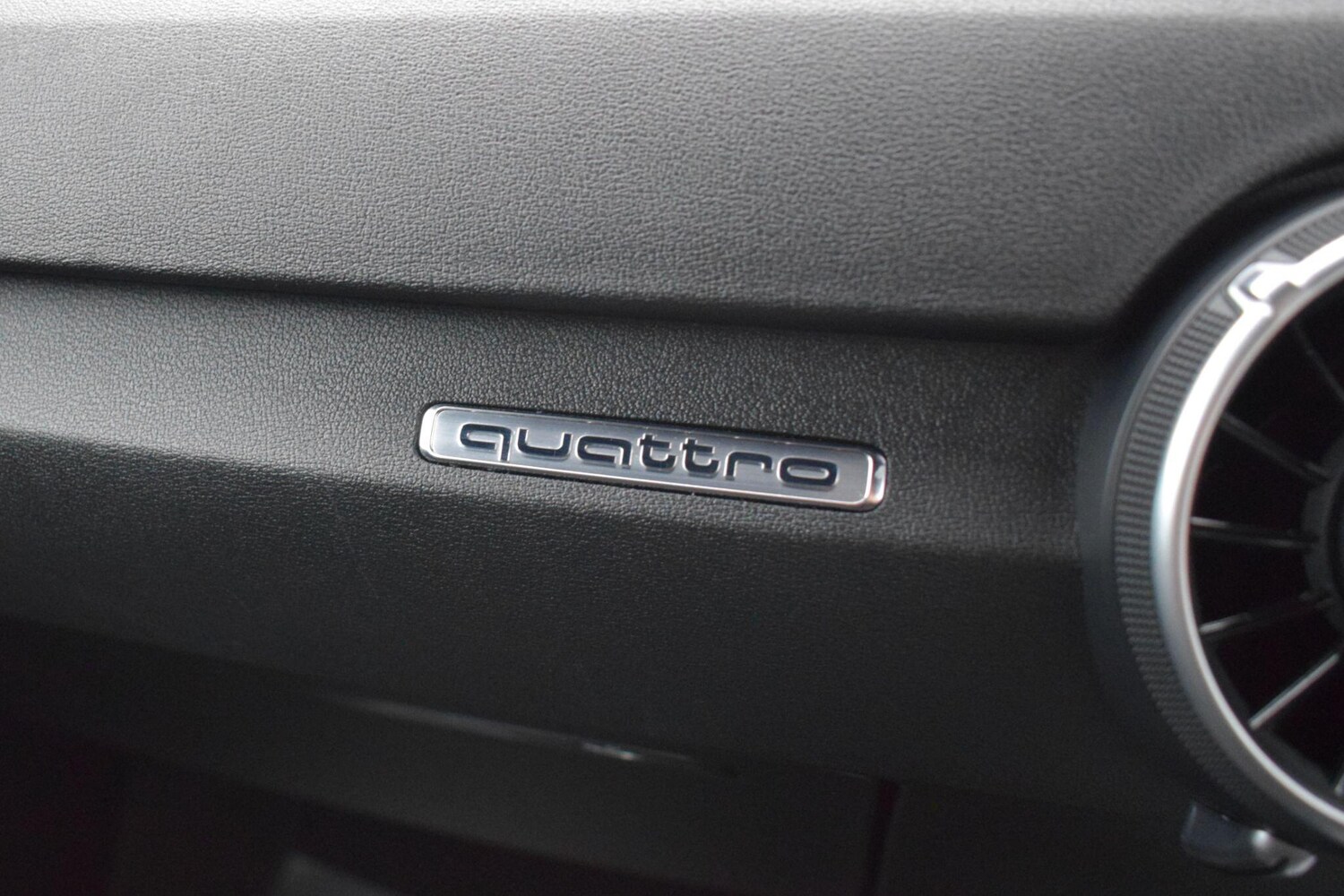 Used Audi TT for sale - 77440727: Photo 18