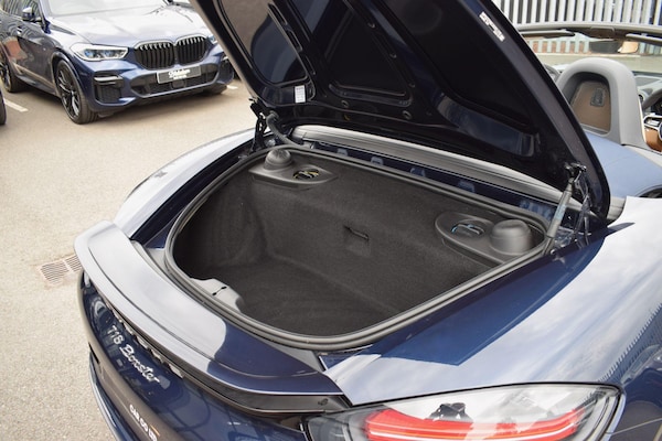 Used Porsche Boxster 2017 for sale - 76317841: Photo 24