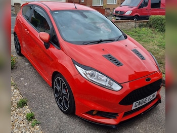 Used Ford Fiesta 2016 for sale - 77098053: Photo