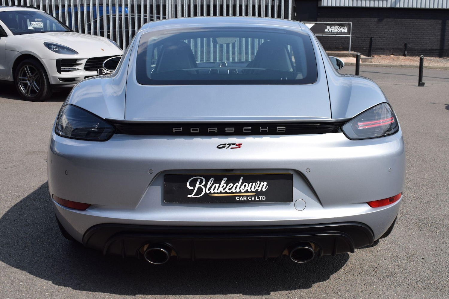 Used Porsche Cayman 2020 for sale - 76898714: Photo 5