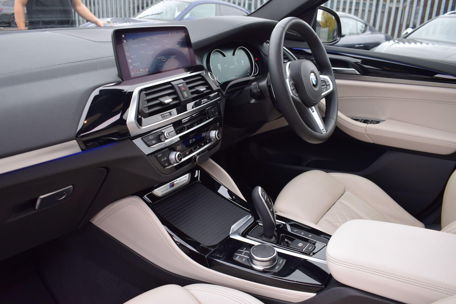 Used BMW X4 2019 for sale - 76865992: Photo 11