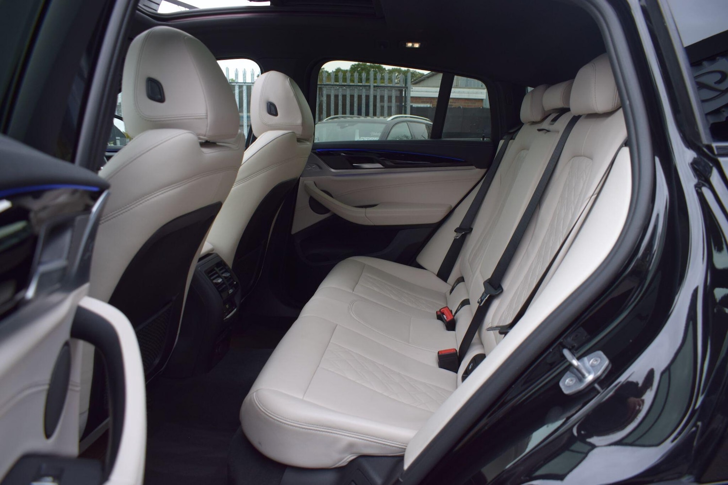 Used BMW X4 2019 for sale - 76865992: Photo 12