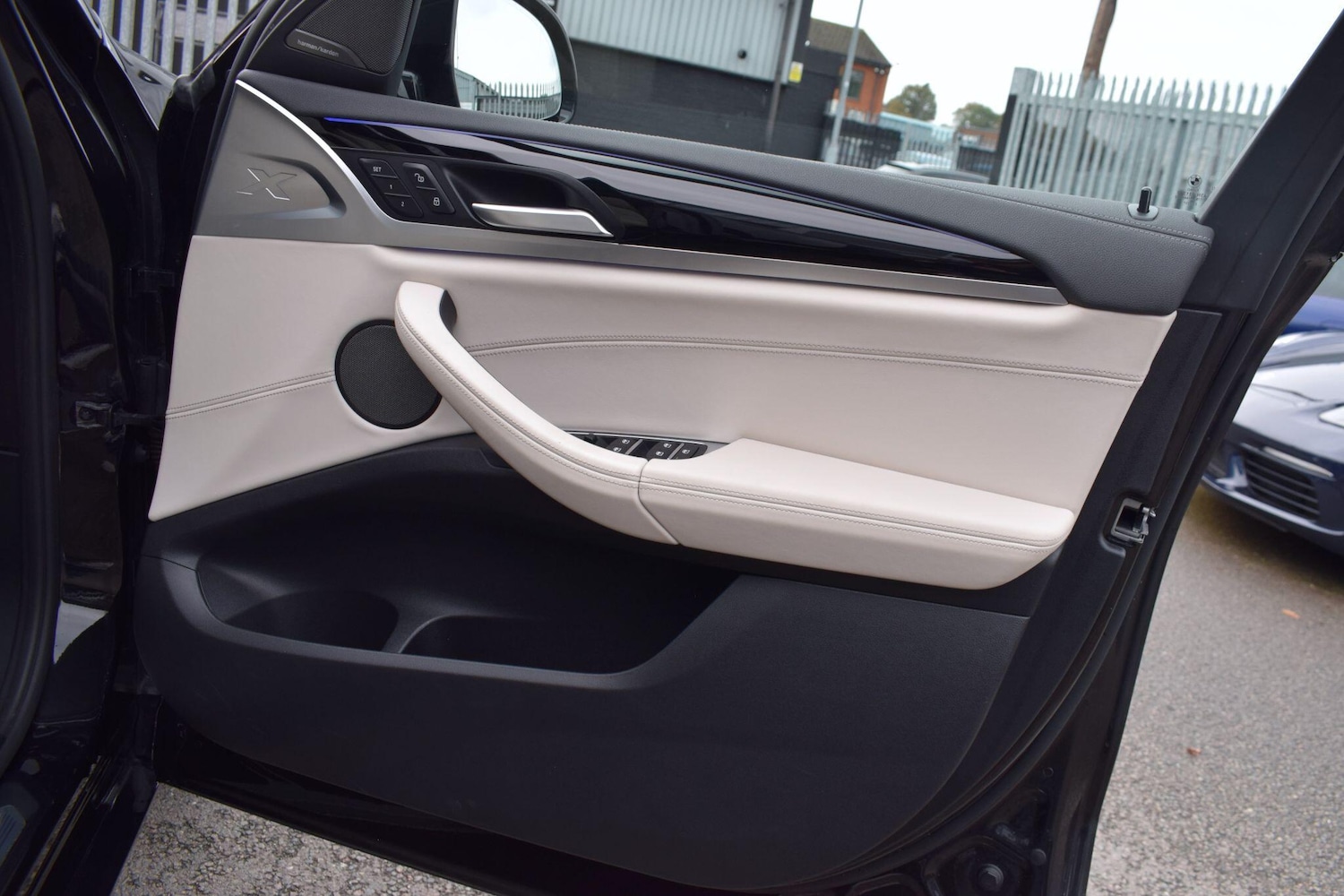 Used BMW X4 2019 for sale - 76865992: Photo 17