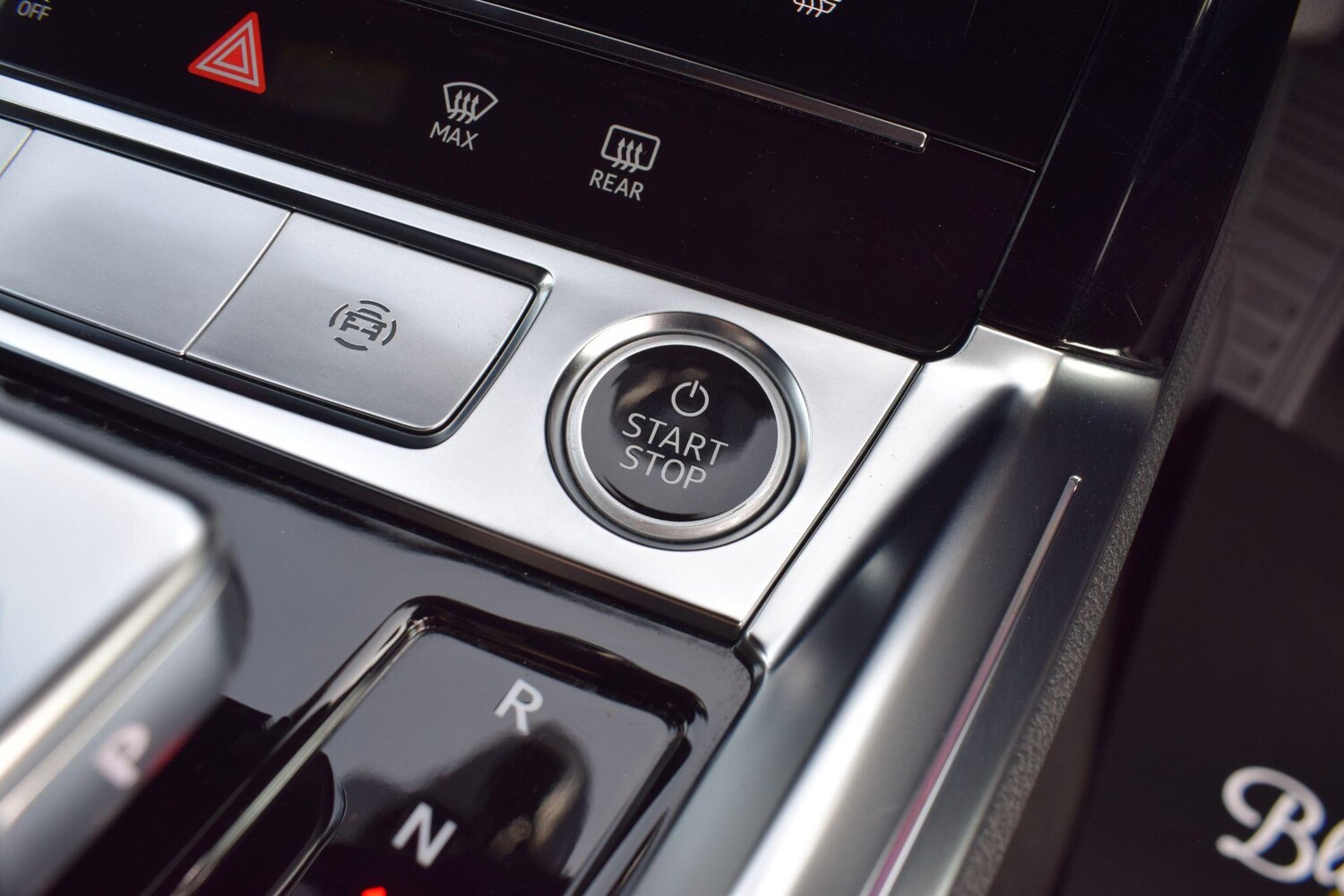 Used Audi e-tron 2023 for sale - 77978125: Photo 15