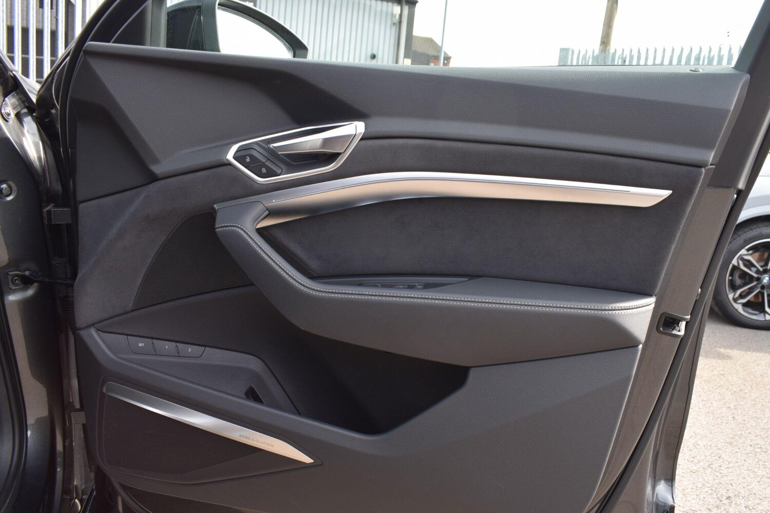 Used Audi e-tron 2023 for sale - 77978125: Photo 18