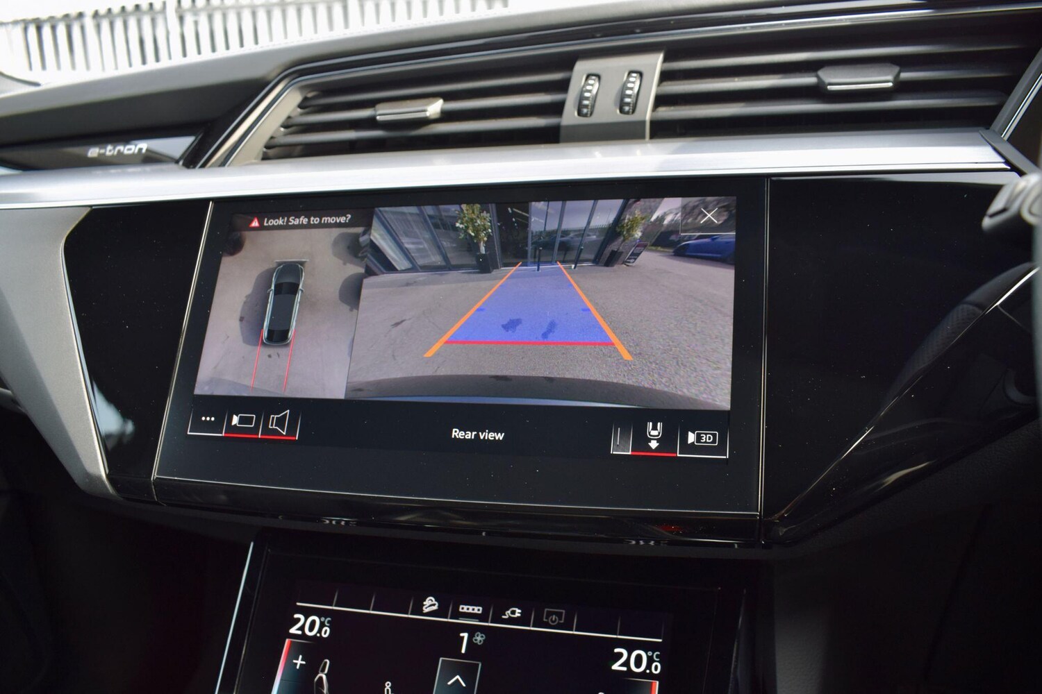 Used Audi e-tron 2023 for sale - 77978125: Photo 20