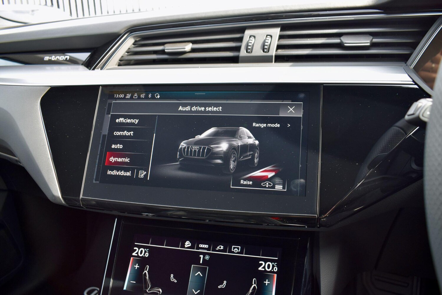 Used Audi e-tron 2023 for sale - 77978125: Photo 23