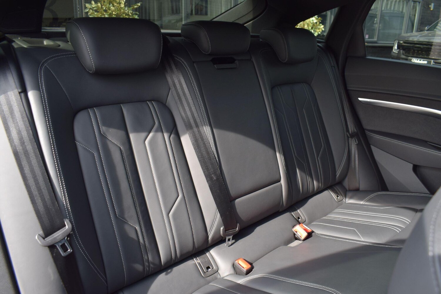 Used Audi e-tron 2023 for sale - 77978125: Photo 29