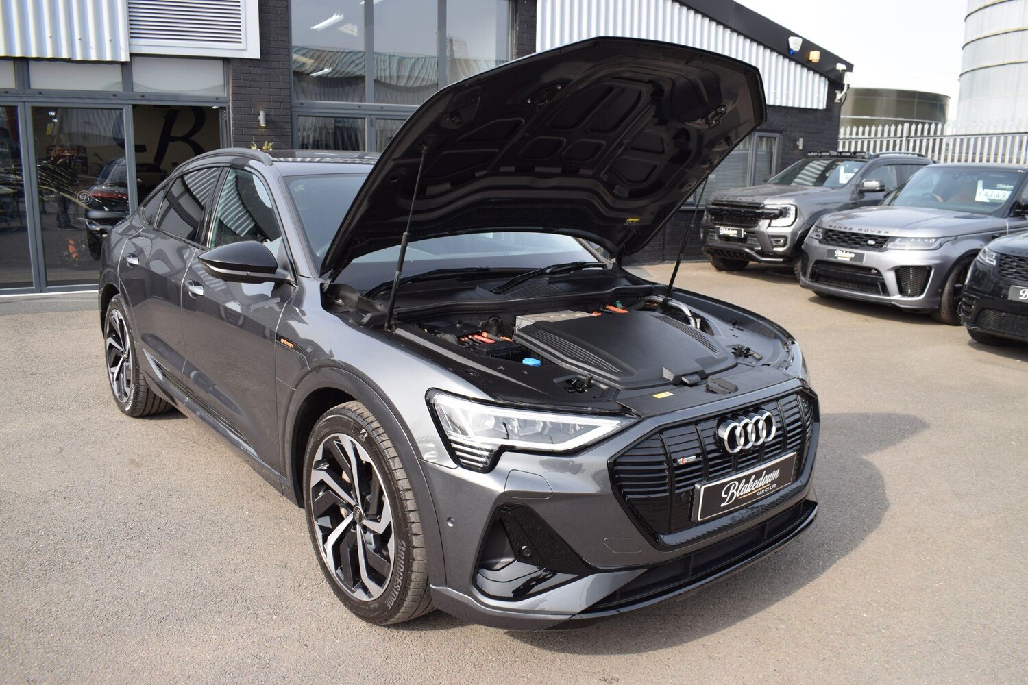 Used Audi e-tron 2023 for sale - 77978125: Photo 34