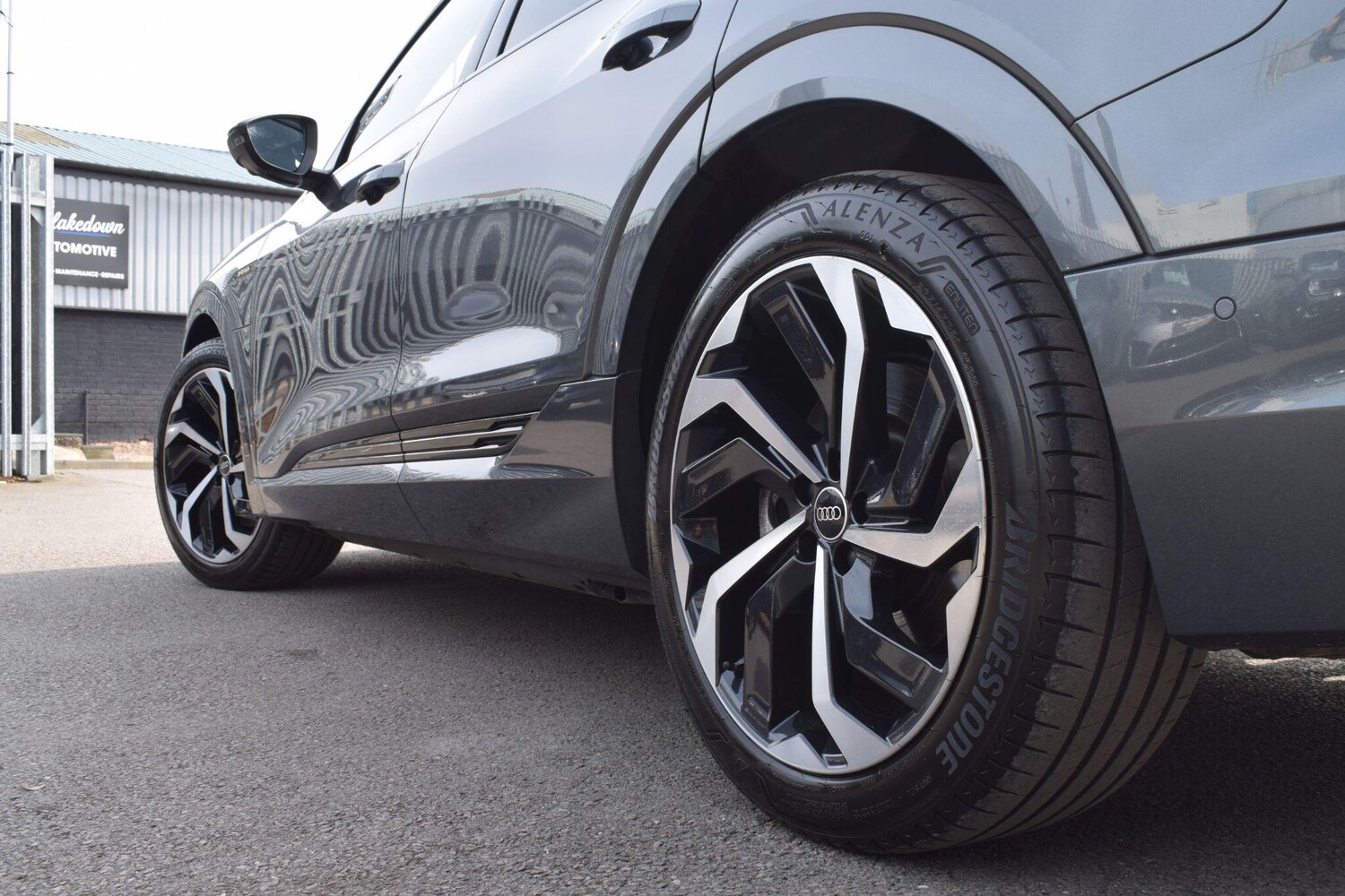 Used Audi e-tron 2023 for sale - 77978125: Photo 38