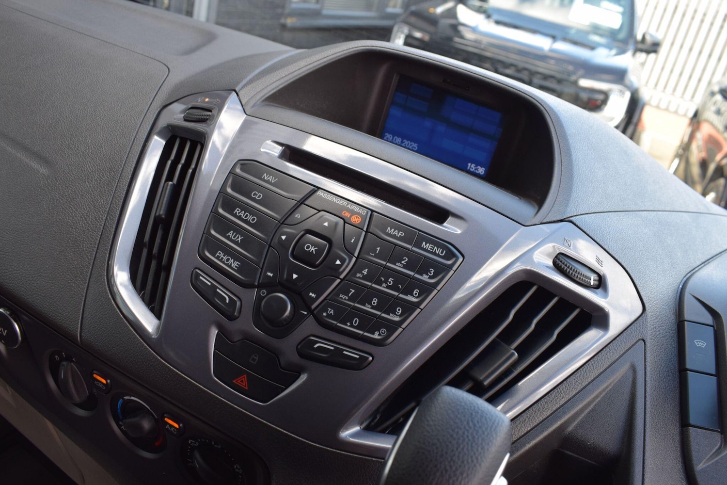 Used Ford Transit Custom 2018 for sale - 76866123: Photo 16