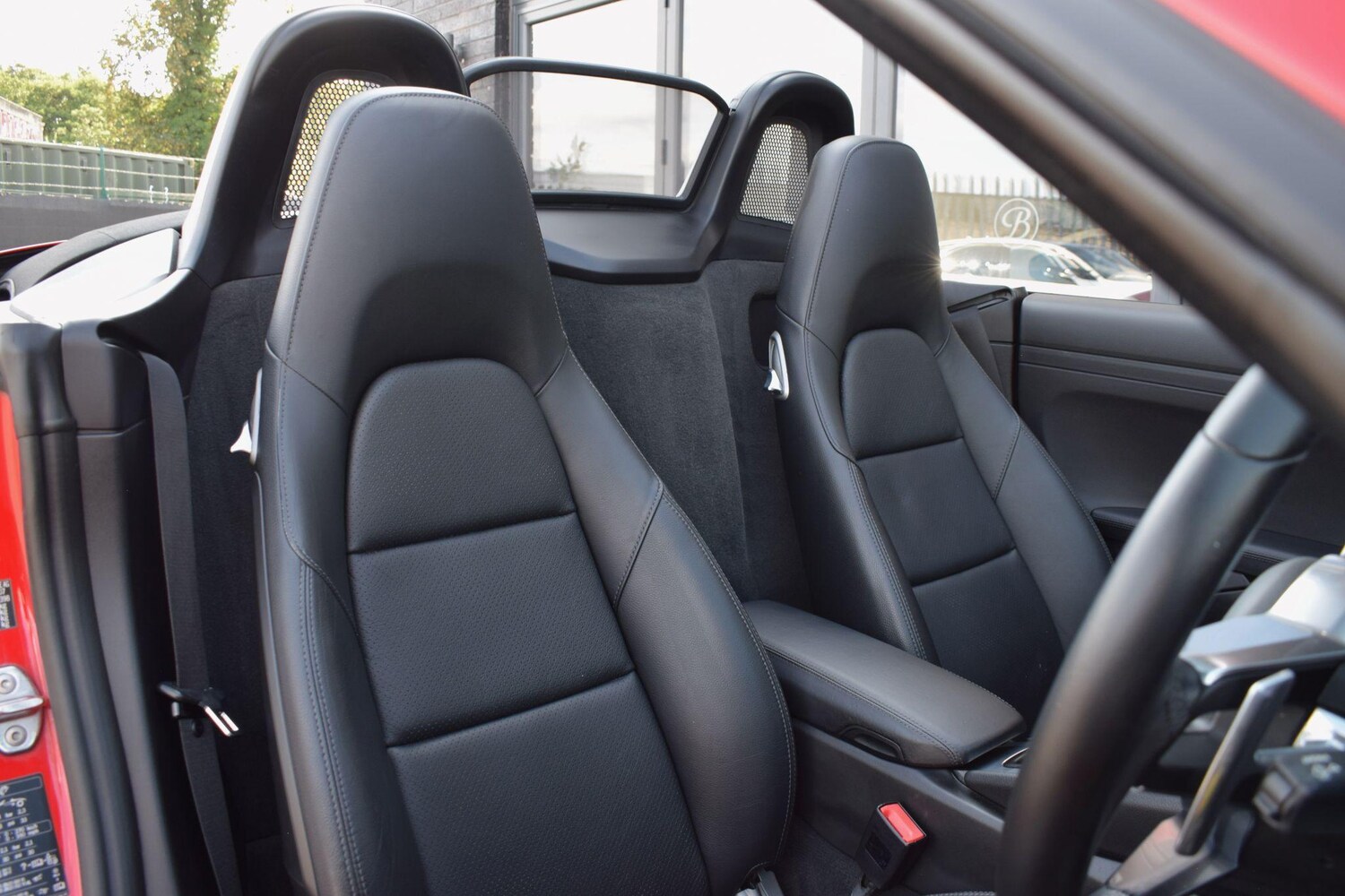 Used Porsche Boxster 2018 for sale - 77400856: Photo 12