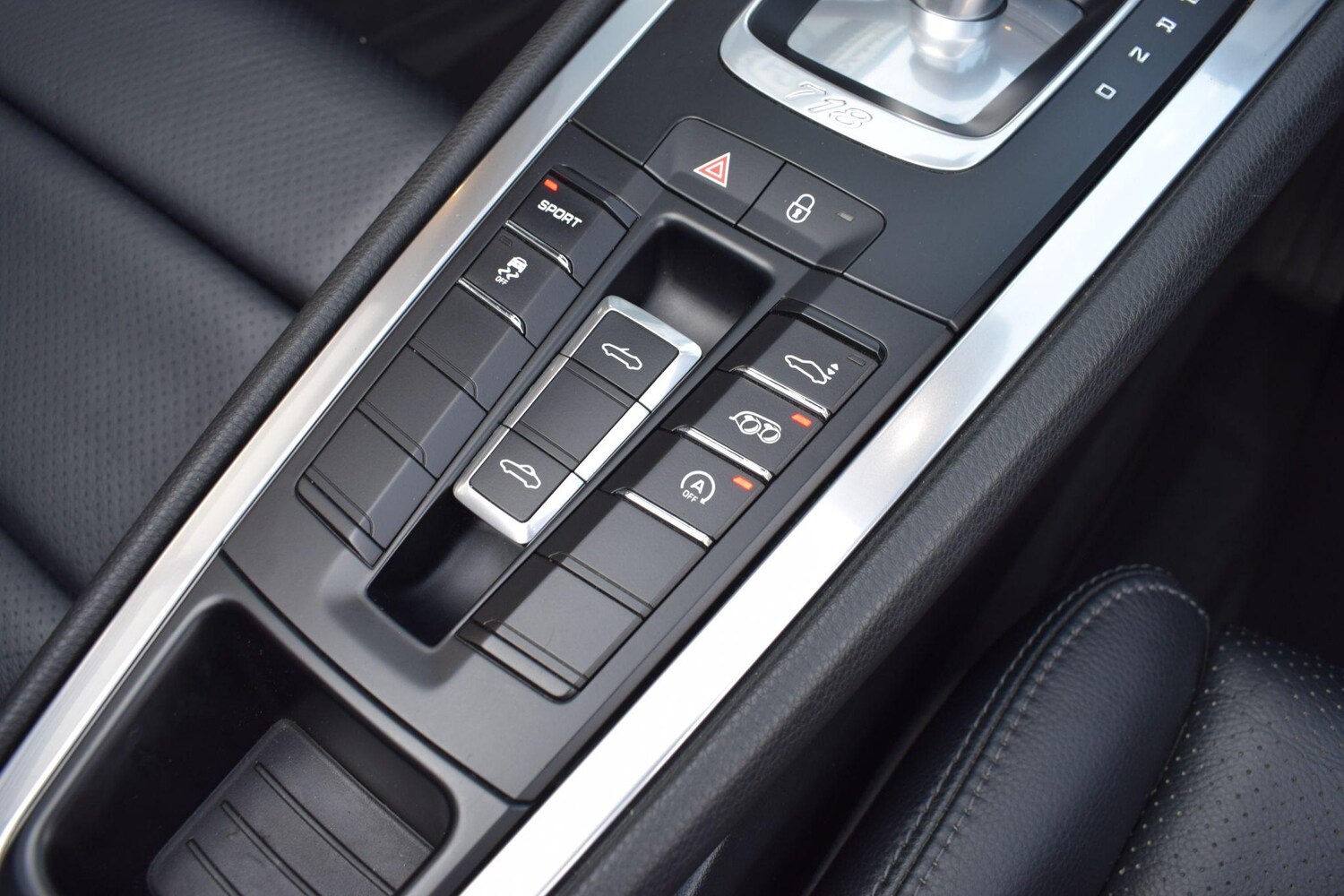 Used Porsche Boxster 2018 for sale - 77400856: Photo 16