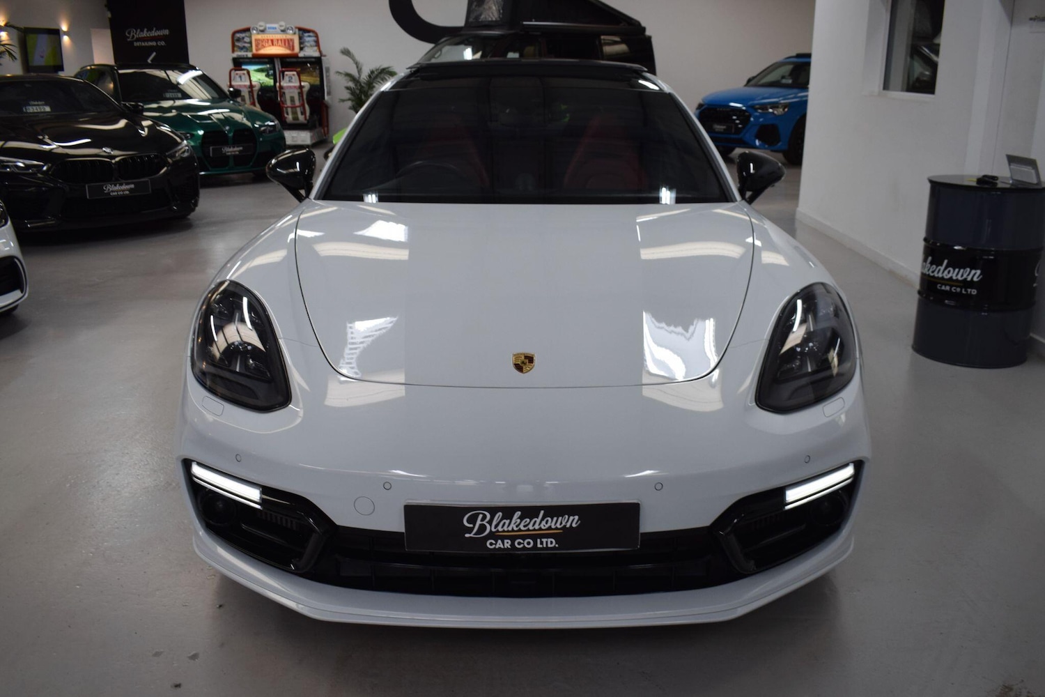 Used Porsche Panamera 2019 for sale - 77794010: Photo 2