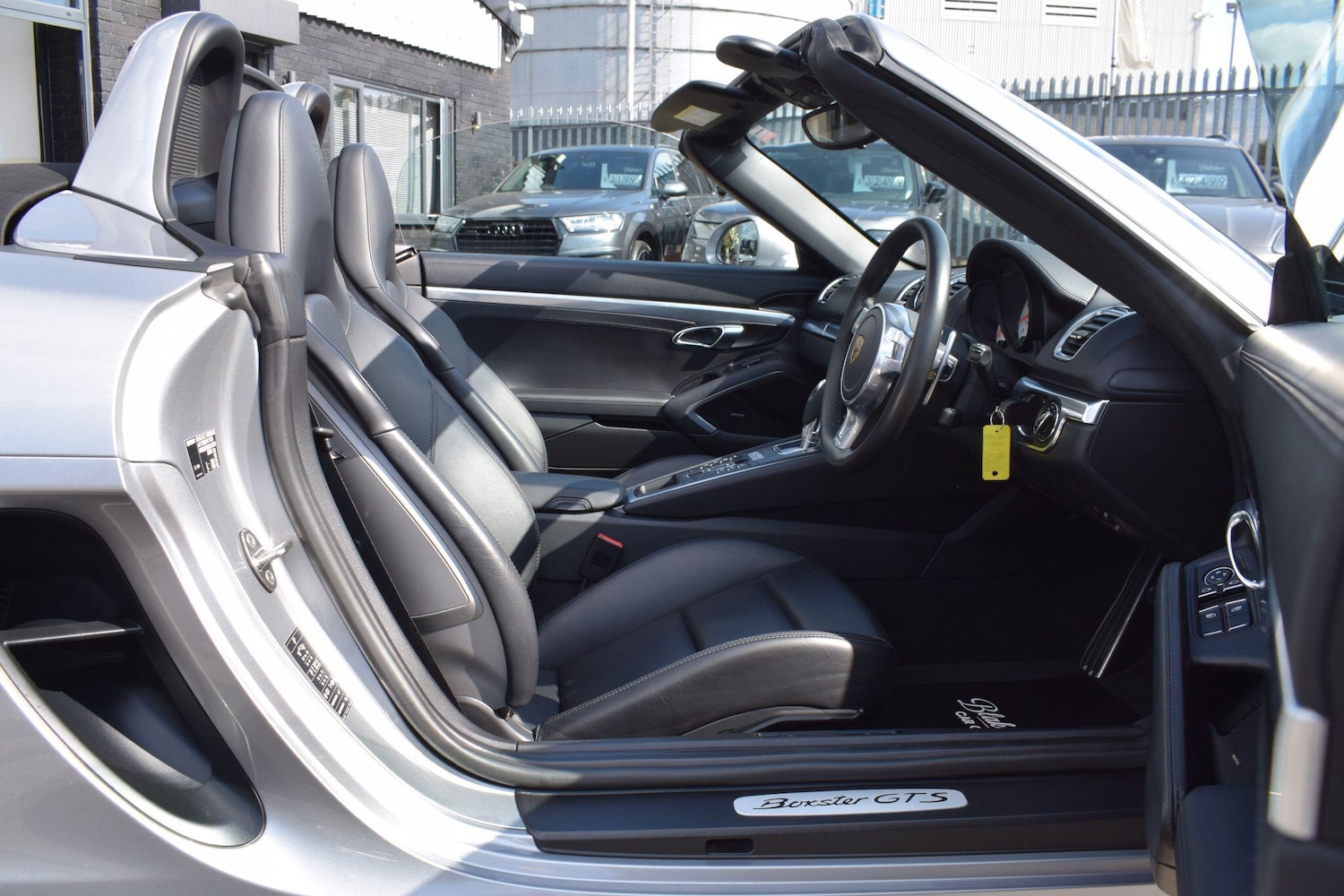 Used Porsche Boxster 2016 for sale - 77229869: Photo 11