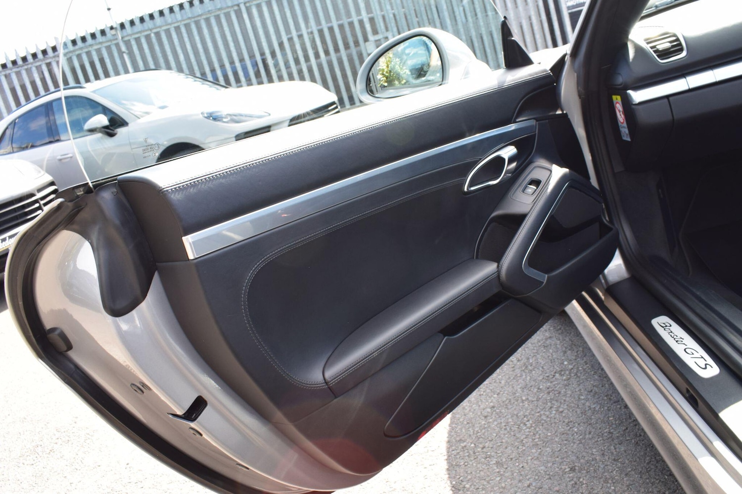 Used Porsche Boxster 2016 for sale - 77229869: Photo 22