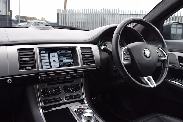 Used Jaguar XF 2014 for sale - 76259153: Photo 9