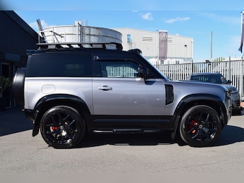 Used Land Rover Defender 2023 for sale - 79553760: Photo