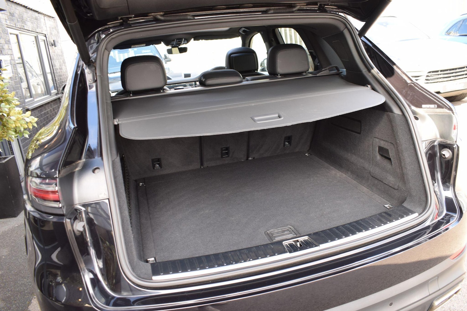 Used Porsche Cayenne 2019 for sale - 76388529: Photo 24