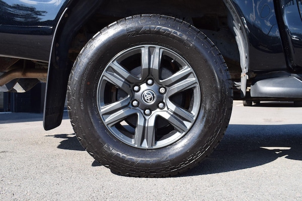 Used Toyota Hilux 2021 for sale - 76295653: Photo 32