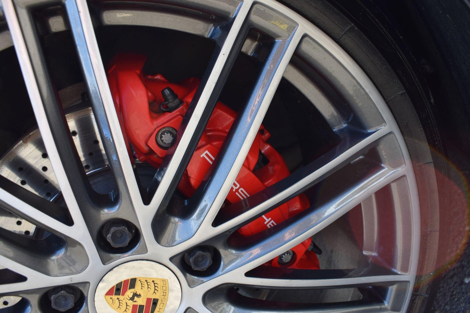 Used Porsche Cayman 2018 for sale - 76714219: Photo 44