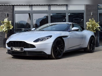Used Aston Martin DB11 2018 for sale - 78204448: Photo