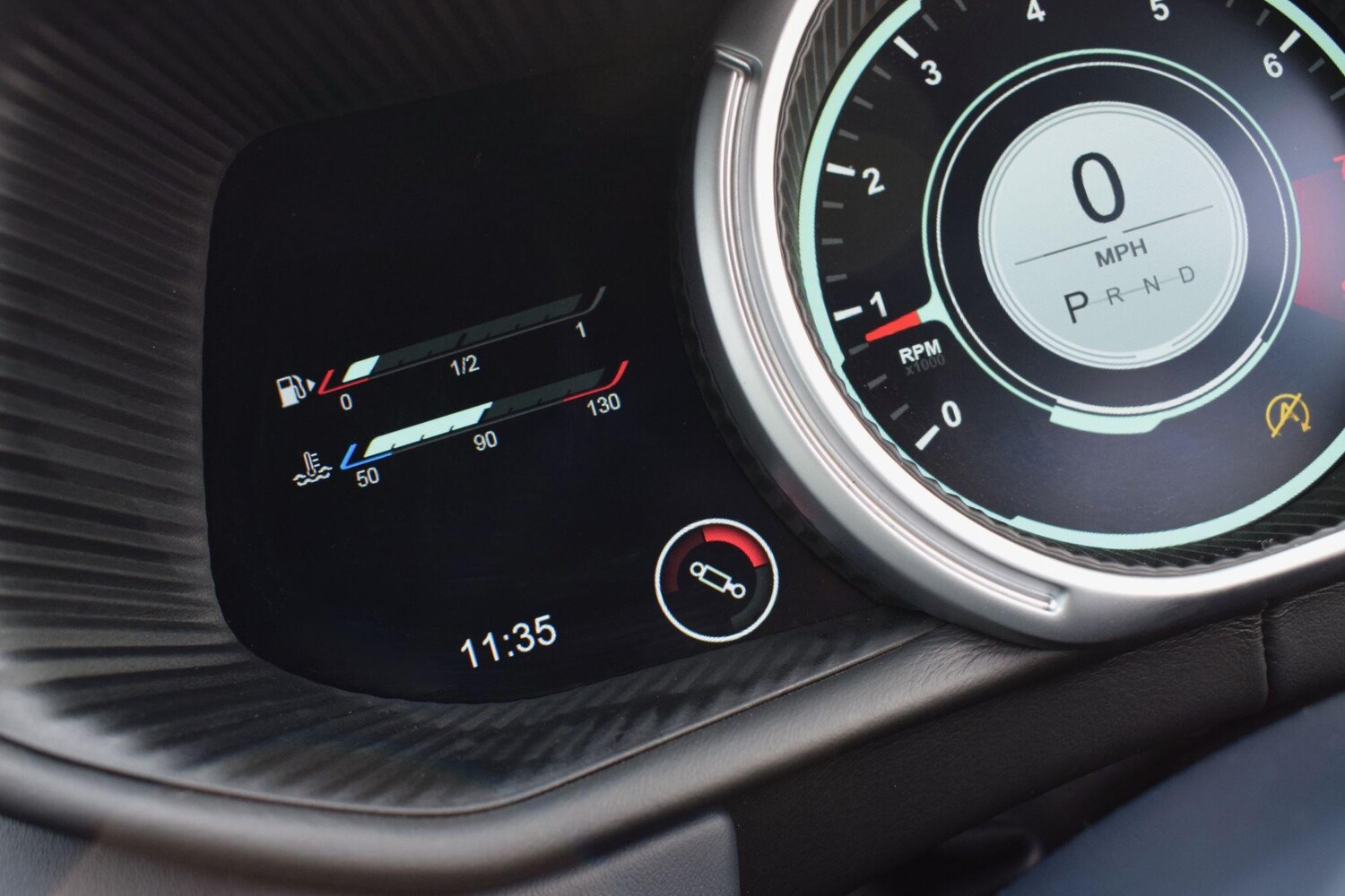 Used Aston Martin DB11 2018 for sale - 78204448: Photo 24