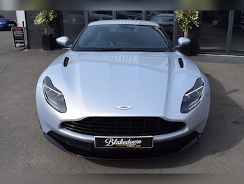 Used Aston Martin DB11 2018 for sale - 78204448: Photo