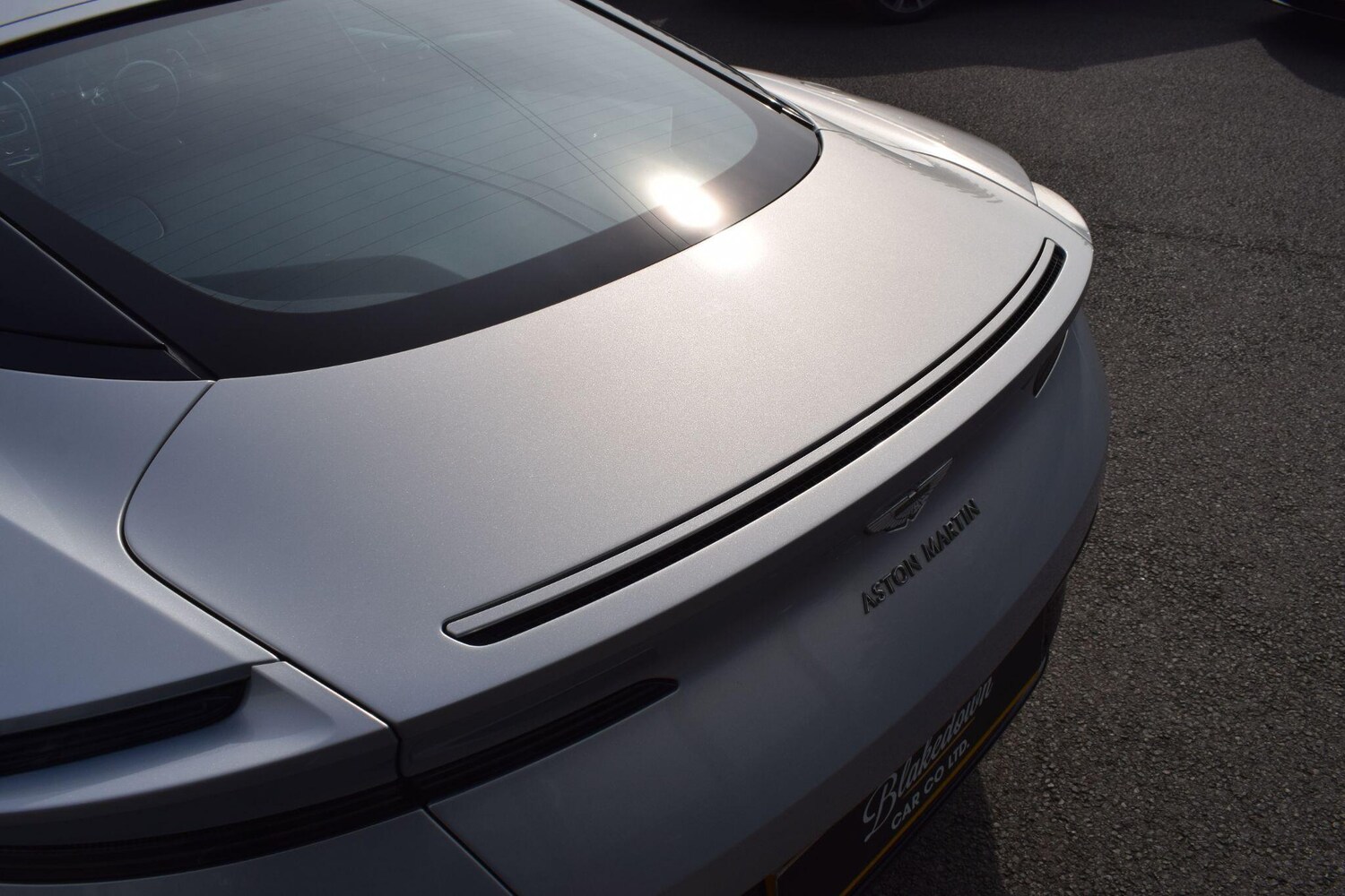 Used Aston Martin DB11 2018 for sale - 78204448: Photo 38