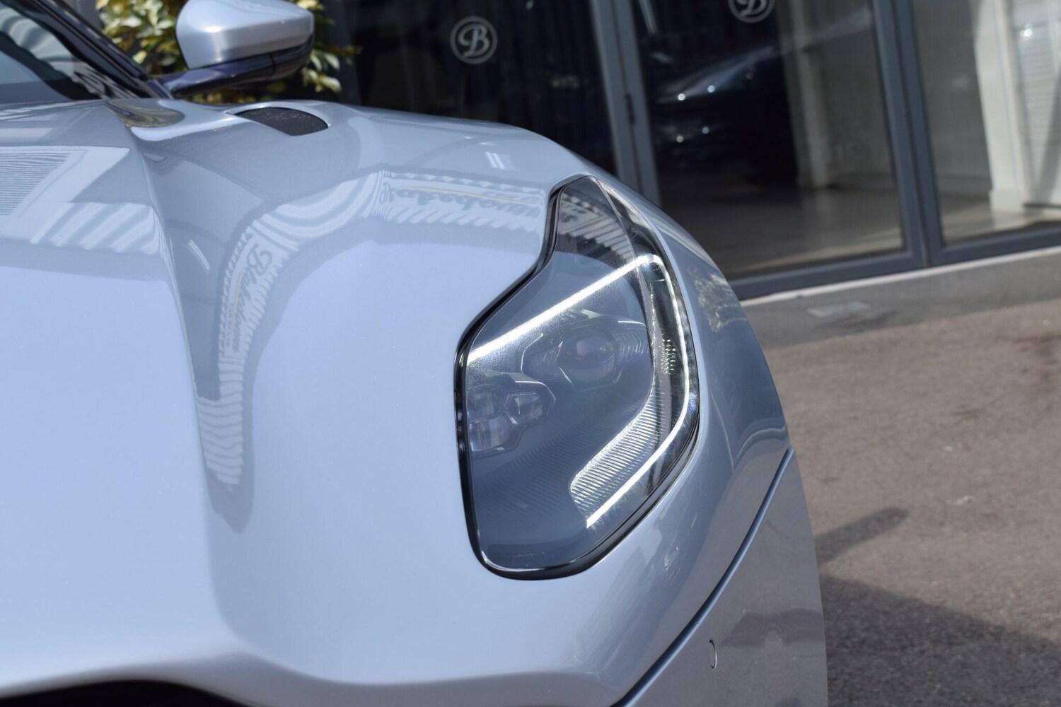 Used Aston Martin DB11 2018 for sale - 78204448: Photo 42