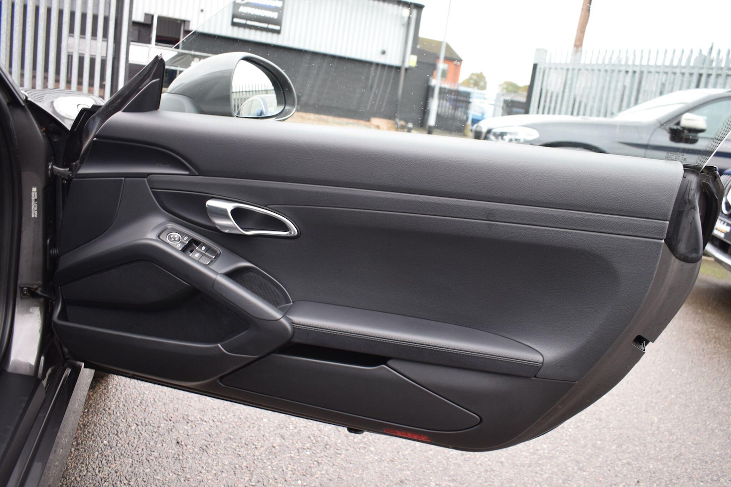 Used Porsche Cayman 2013 for sale - 76886908: Photo 16