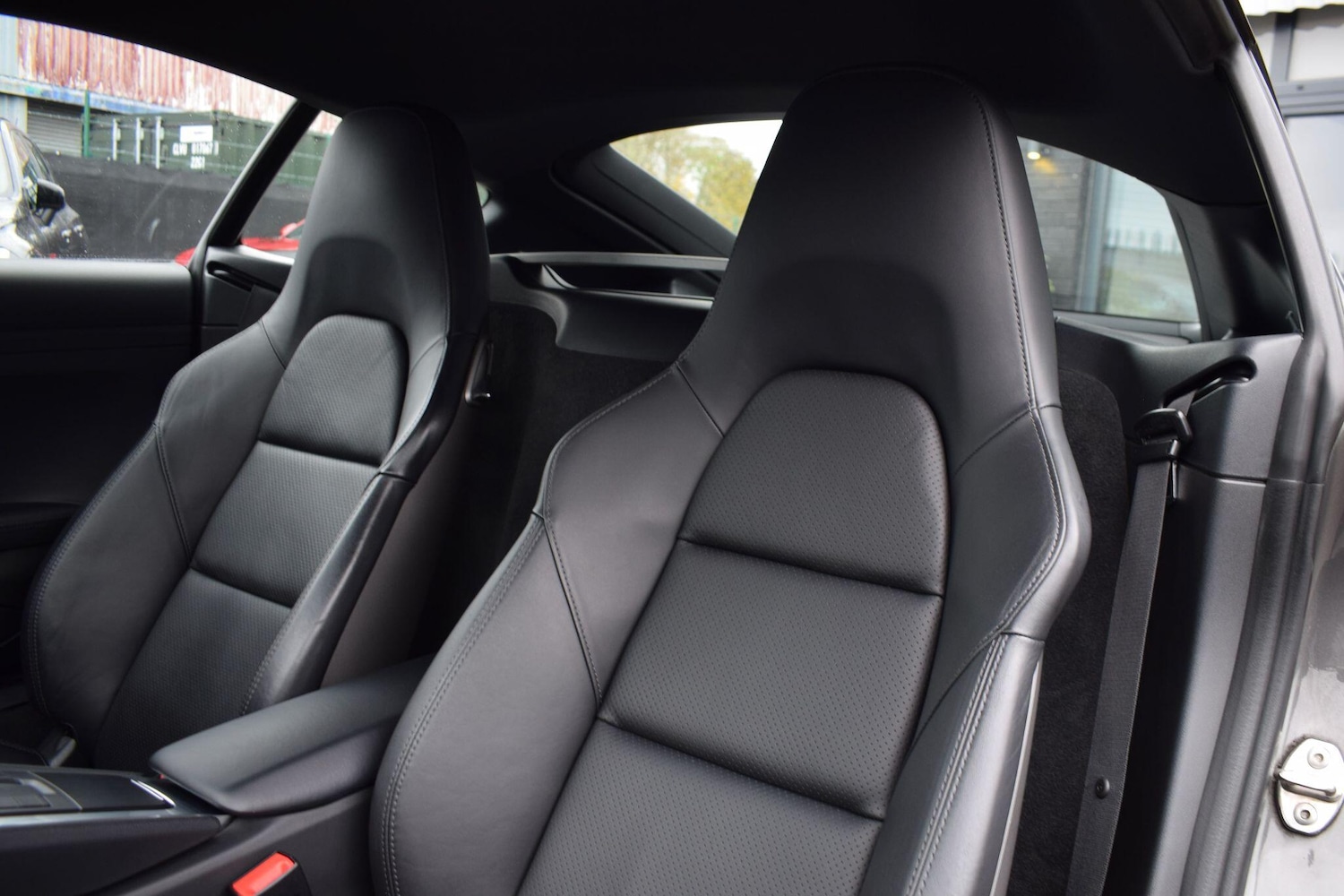 Used Porsche Cayman 2013 for sale - 76886908: Photo 8