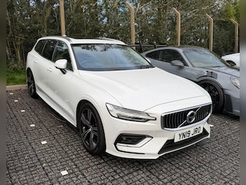 Used Volvo V60 2019 for sale - 76667303: Photo