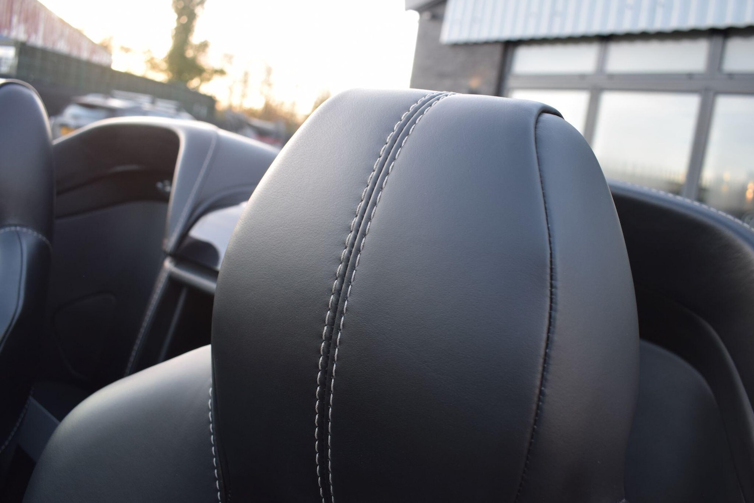 Used Aston Martin Vantage 2014 for sale - 76926049: Photo 17