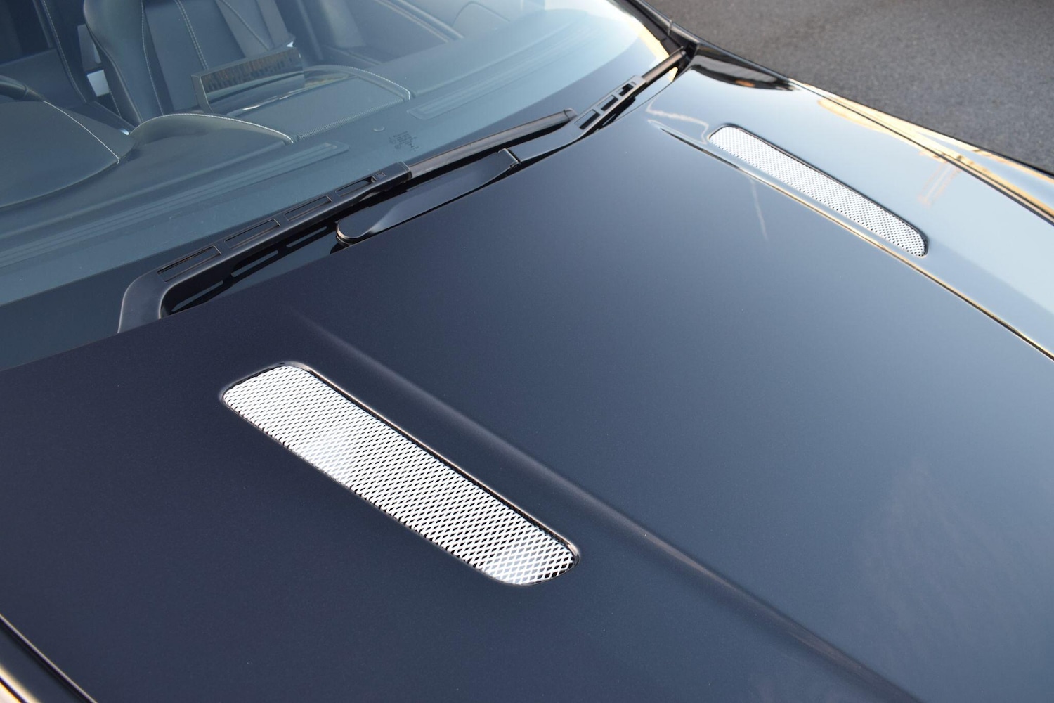 Used Aston Martin Vantage 2014 for sale - 76926049: Photo 43