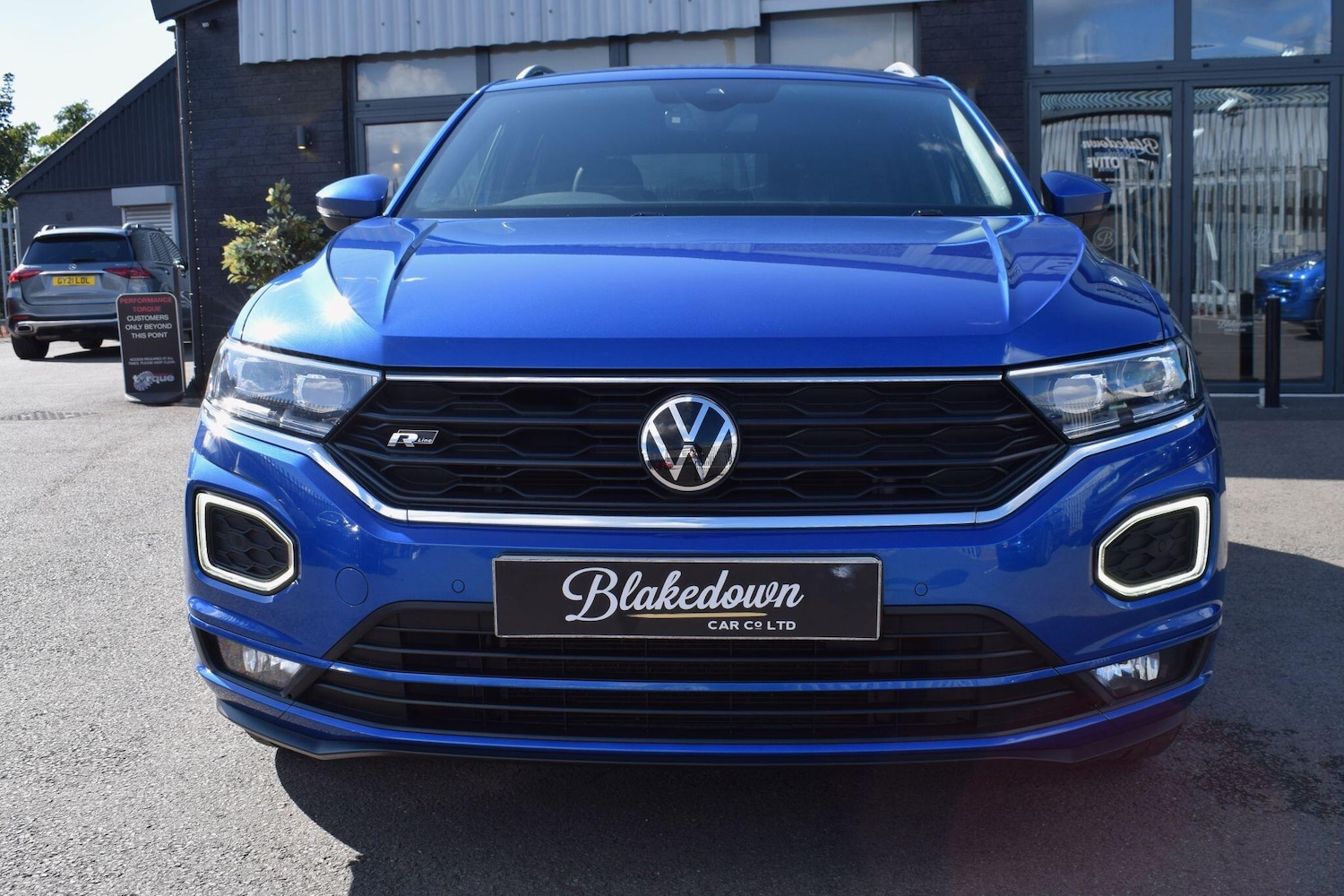 Used Volkswagen T-Roc 2022 for sale - 76388837: Photo 2