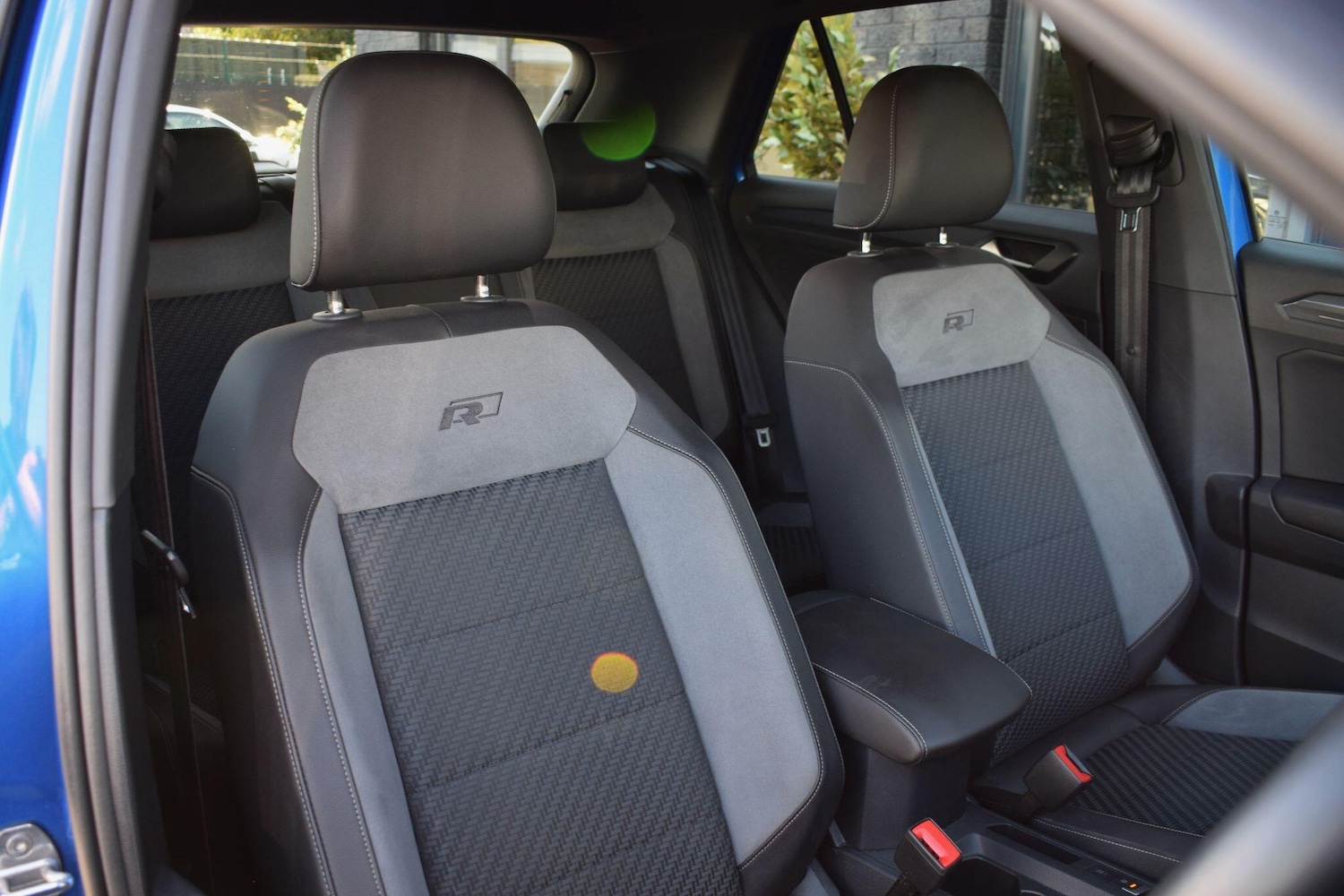 Used Volkswagen T-Roc 2022 for sale - 76388837: Photo 8