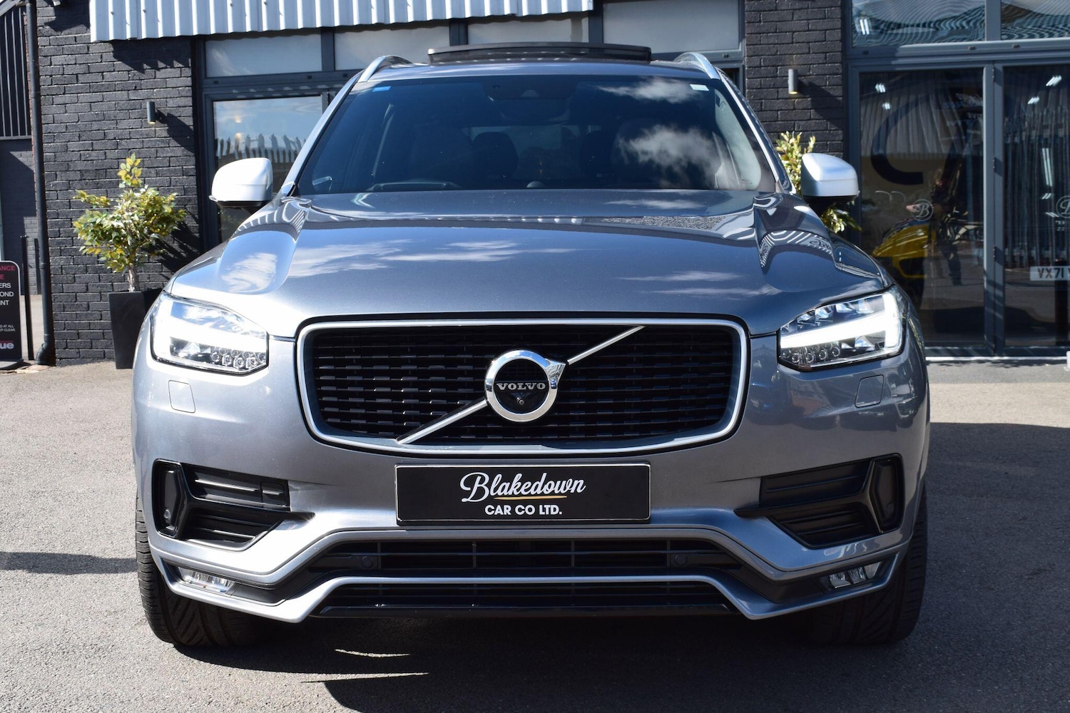 Used Volvo XC90 2017 for sale - 76094649: Photo 2