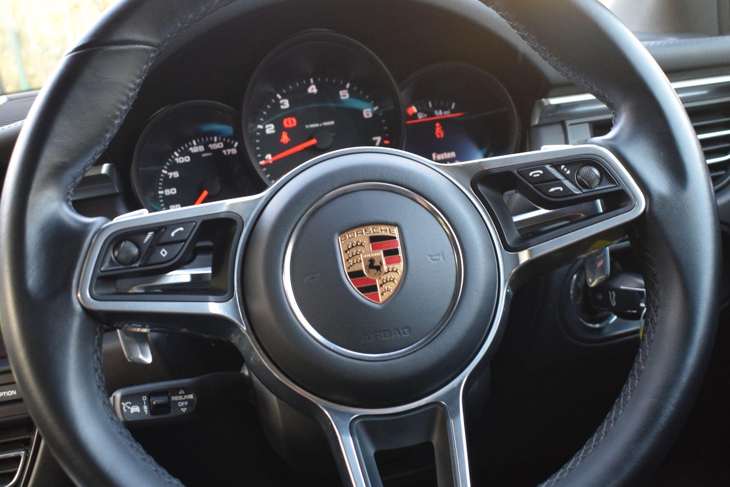 Used Porsche Macan 2018 for sale - 76667502: Photo 13