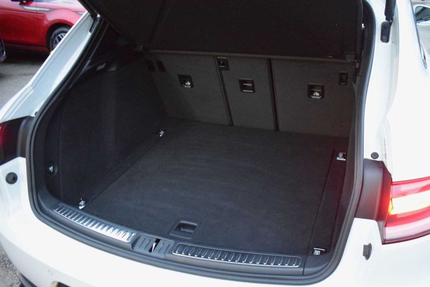 Used Porsche Macan 2018 for sale - 76667502: Photo 25