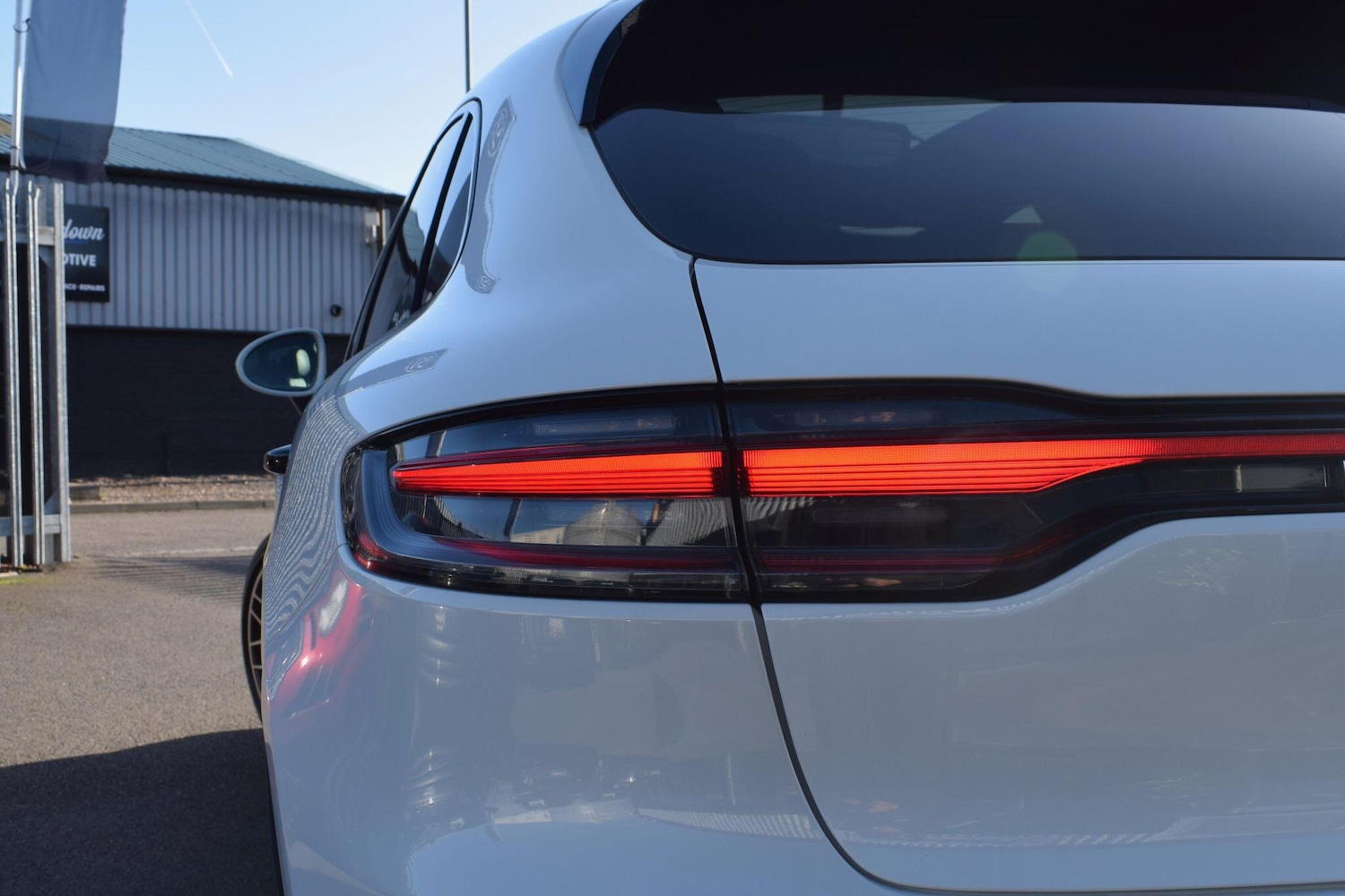 Used Porsche Macan 2018 for sale - 76667502: Photo 35