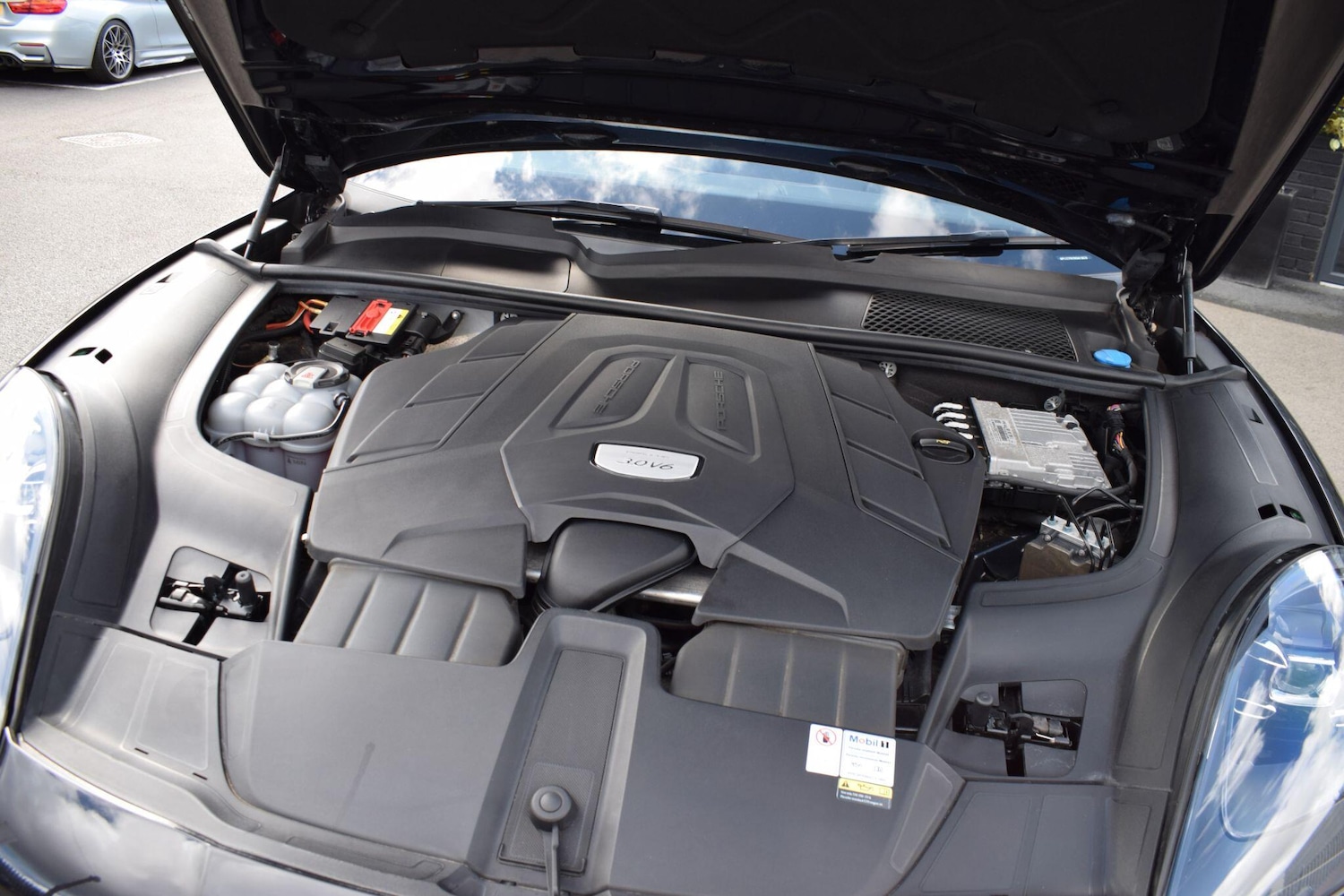 Used Porsche Cayenne 2019 for sale - 76094145: Photo 40