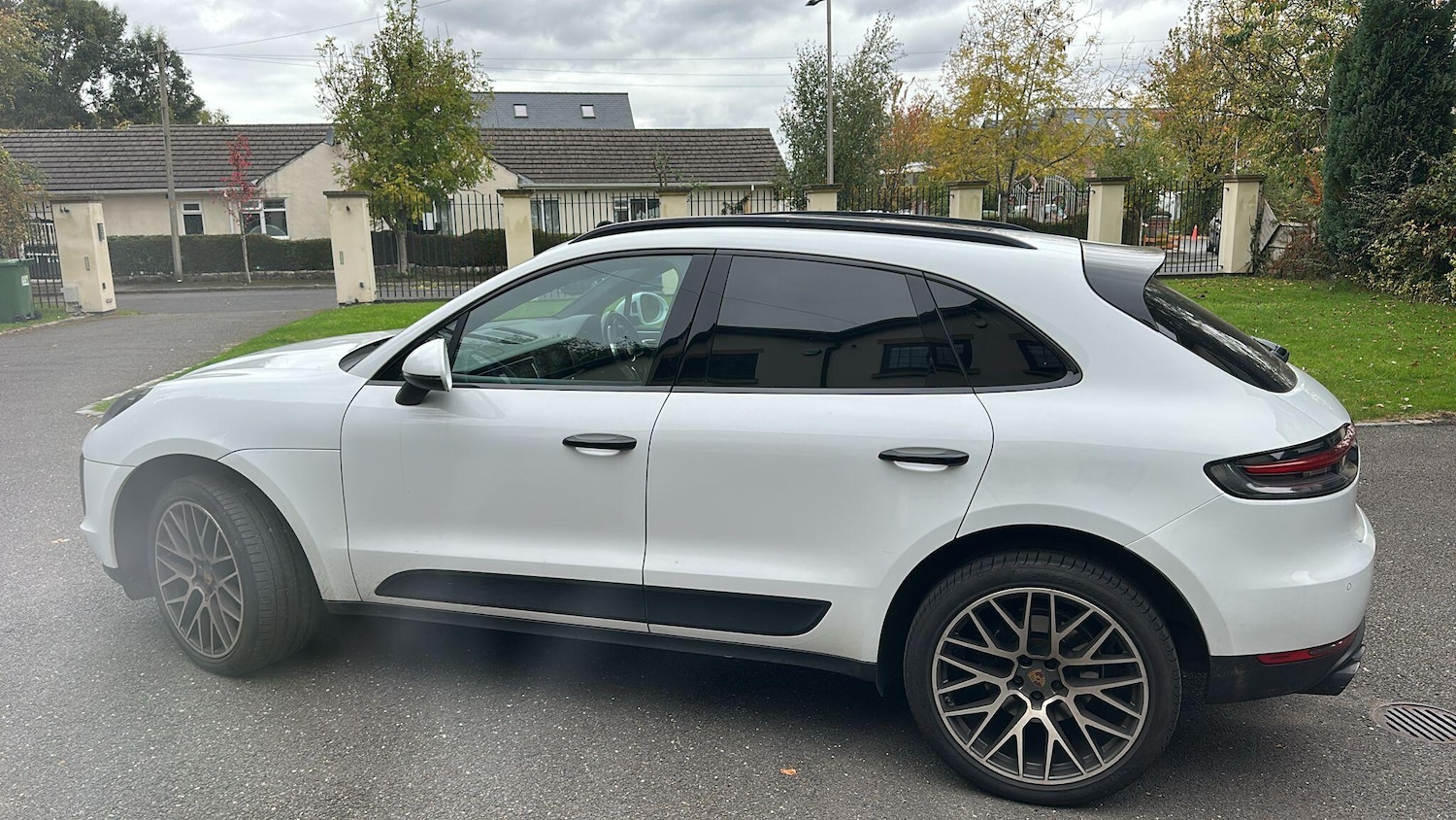 Used Porsche Macan 2018 for sale - 76361091: Photo 3