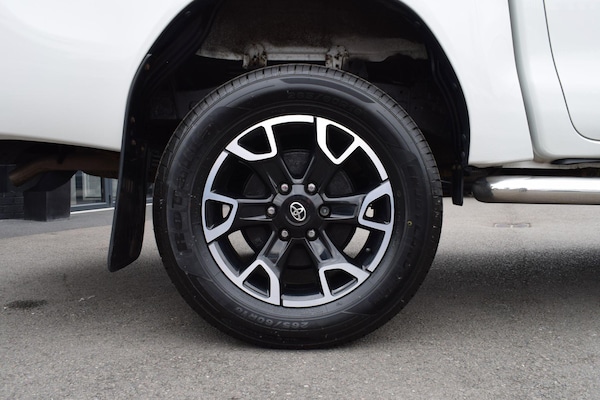 Used Toyota Hilux 2017 for sale - 76306821: Photo 26