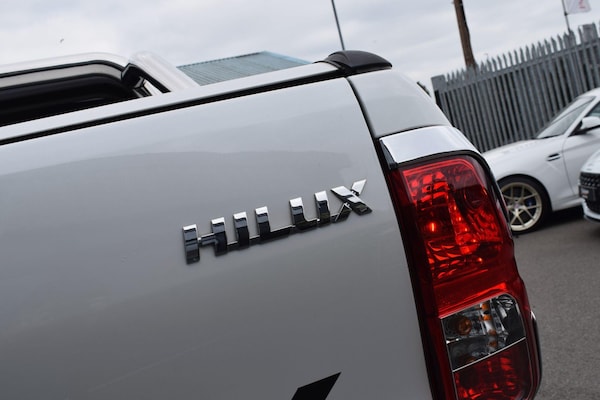 Used Toyota Hilux 2017 for sale - 76306821: Photo 37