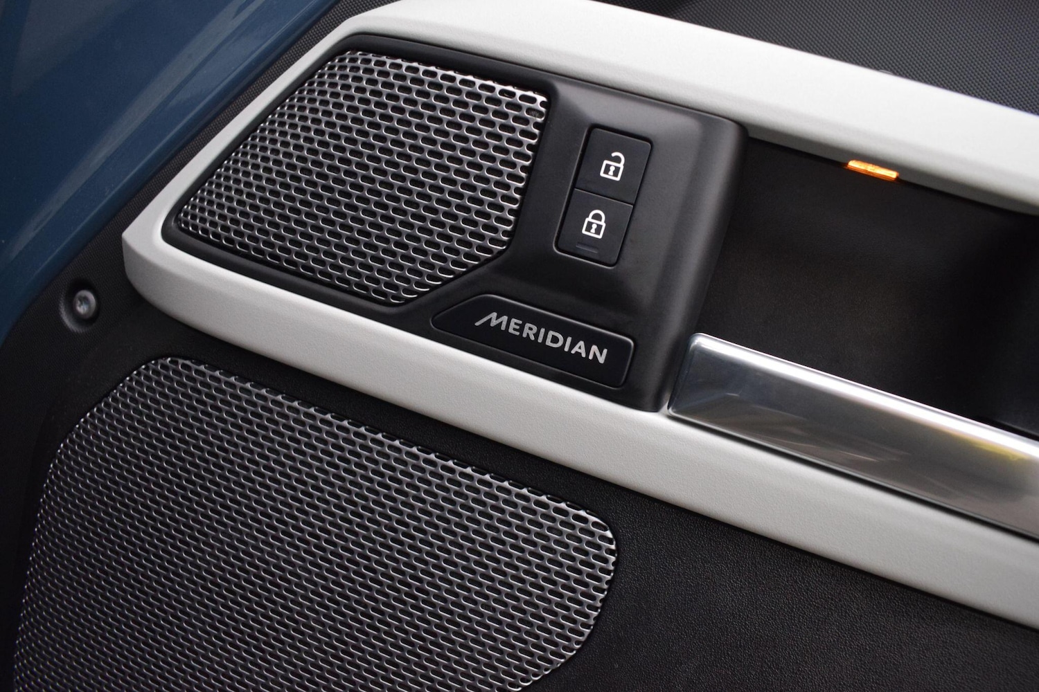 Used Land Rover Defender 2022 for sale - 77144412: Photo 12