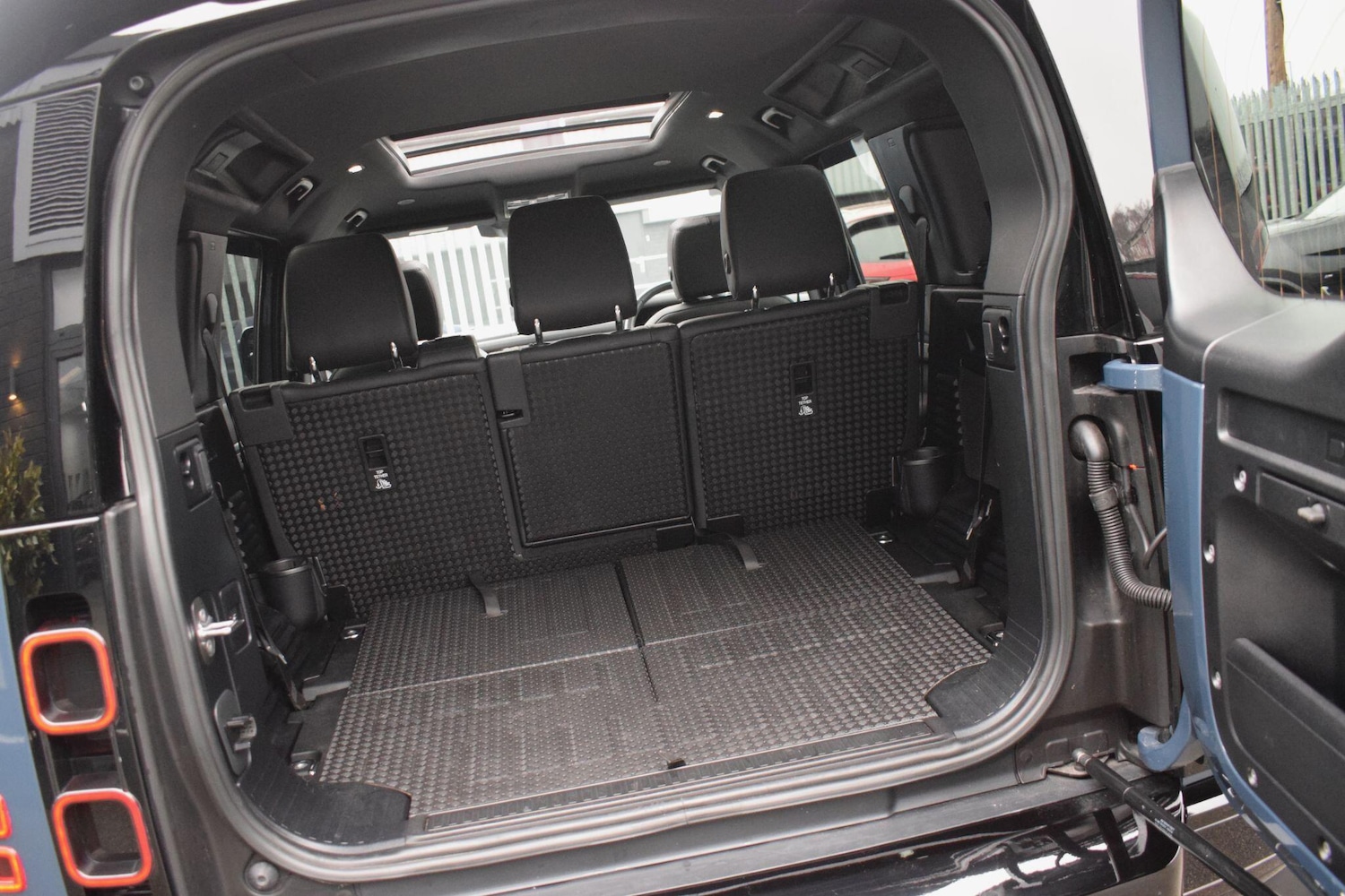 Used Land Rover Defender 2022 for sale - 77144412: Photo 26