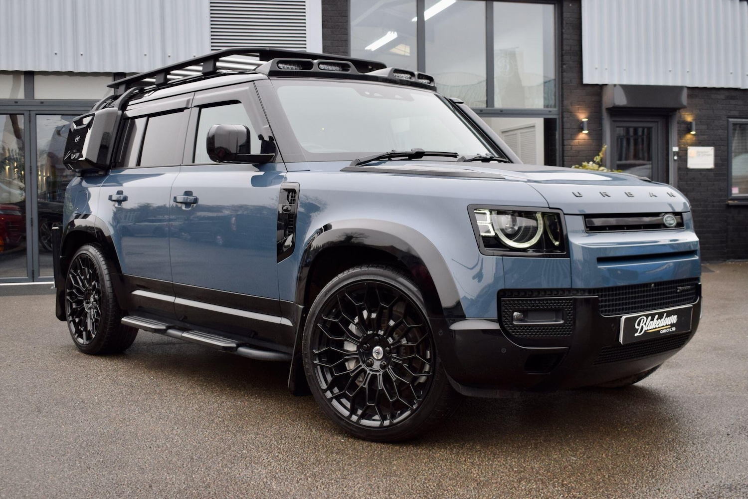 Used Land Rover Defender 2022 for sale - 77144412: Photo 3