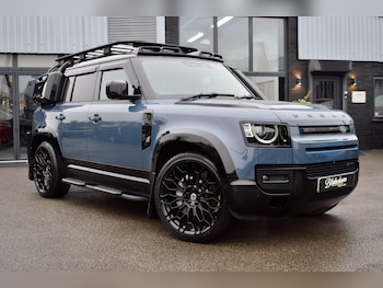 Used Land Rover Defender 2022 for sale - 77144412: Photo